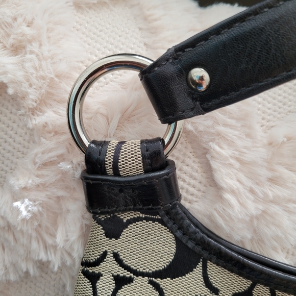 Coach signature pattern crossbody bag - Picture 9 of 15